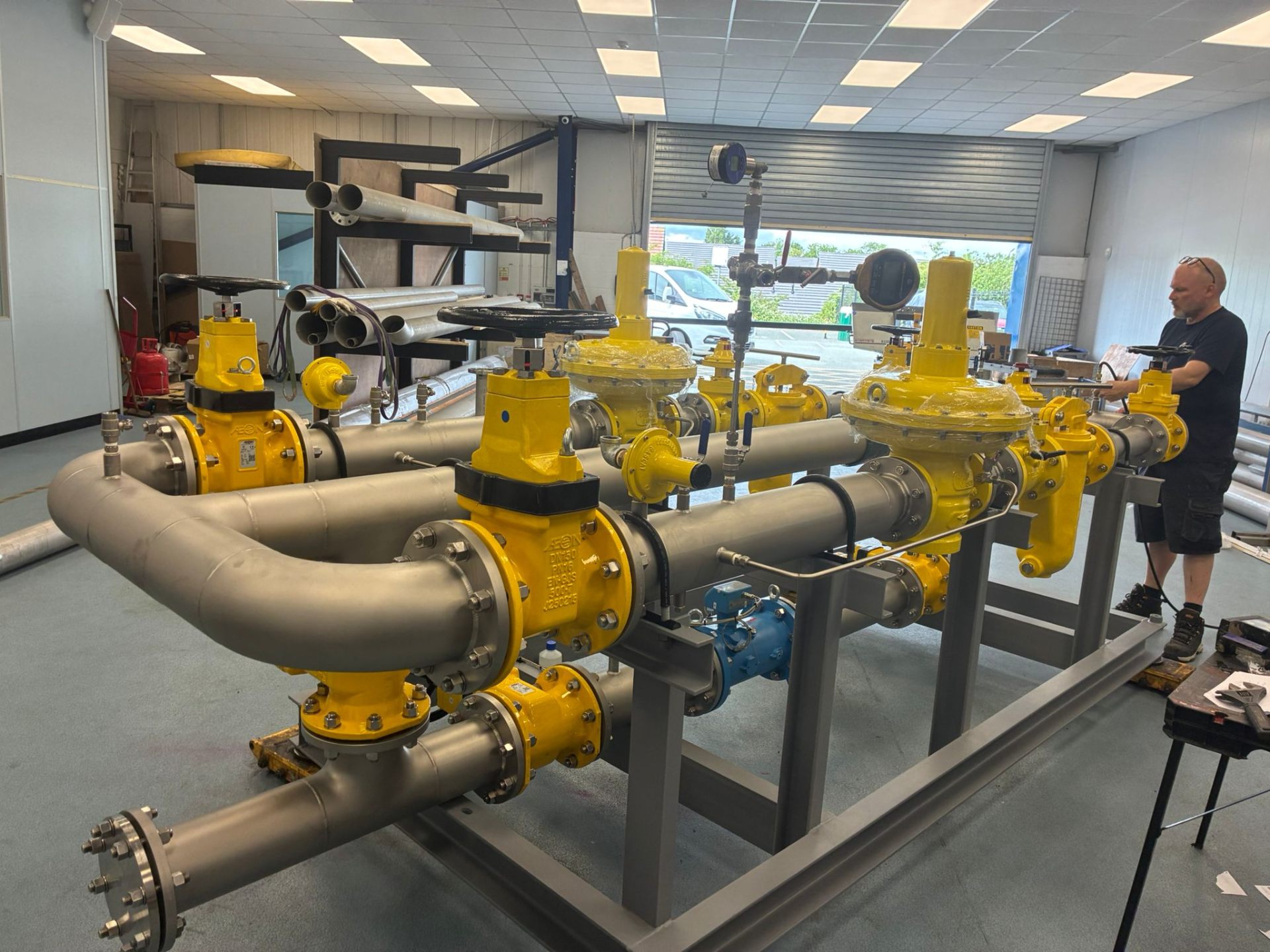 Yellow gas pressure reduction skid fabricated in workshop